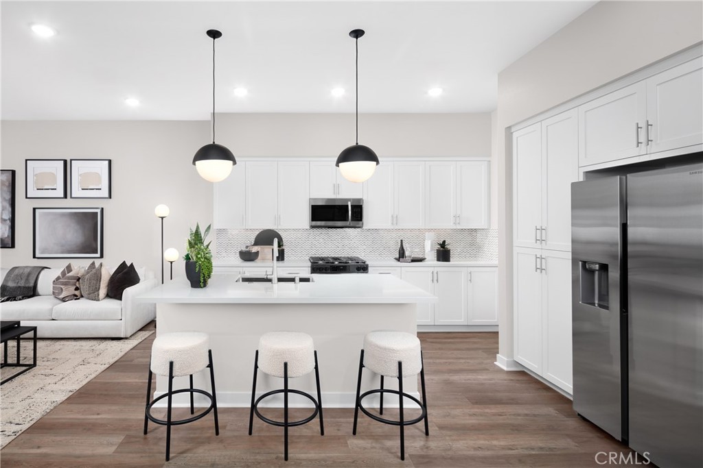 22042 Florence Circle