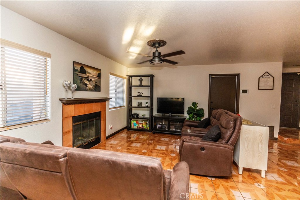 11378 Teak Lane