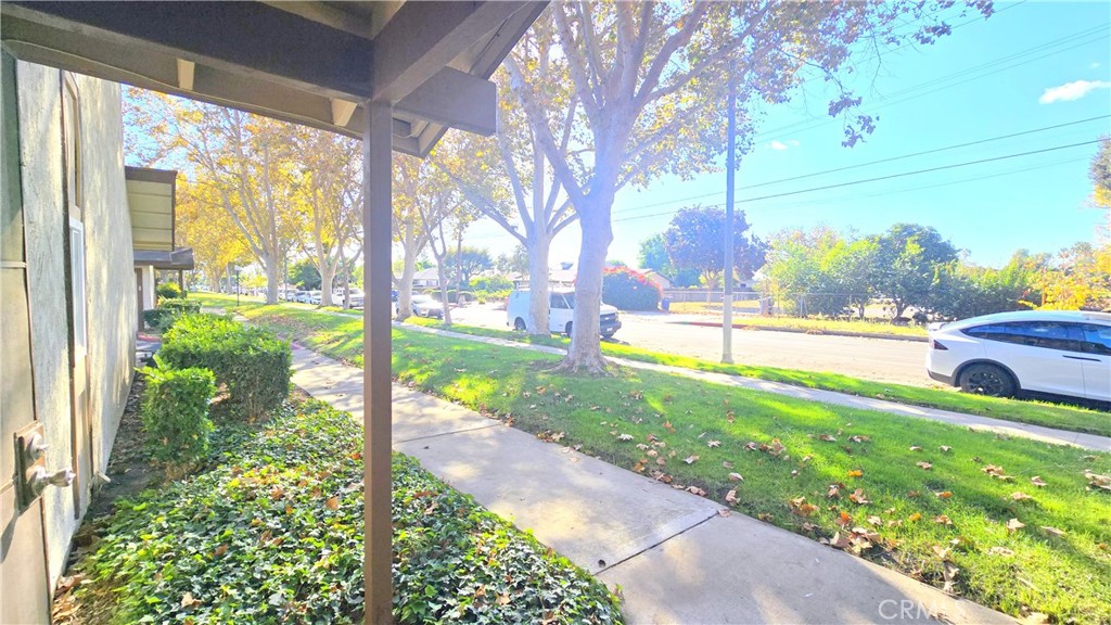 2107 S Magnolia Avenue