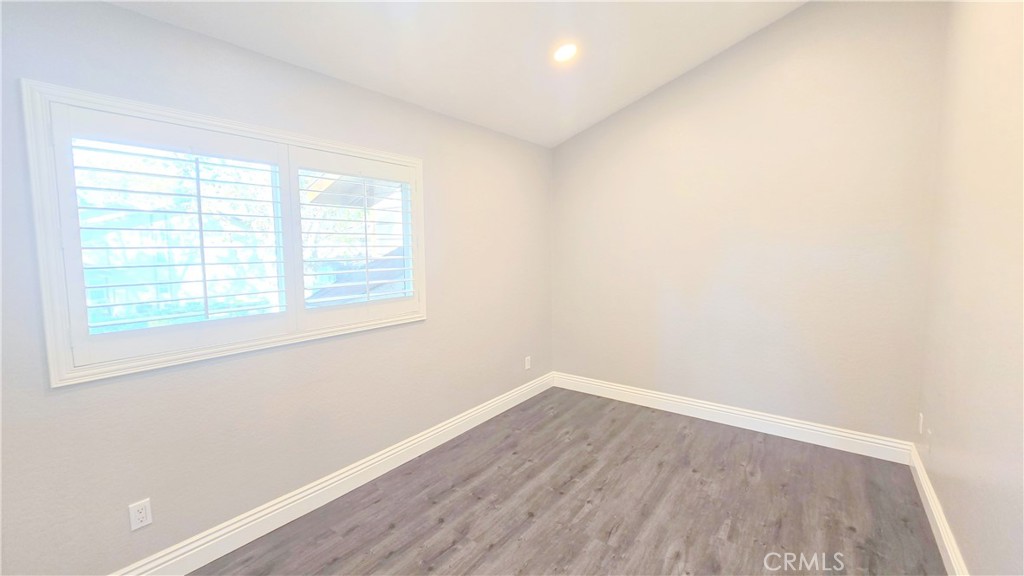 2107 S Magnolia Avenue