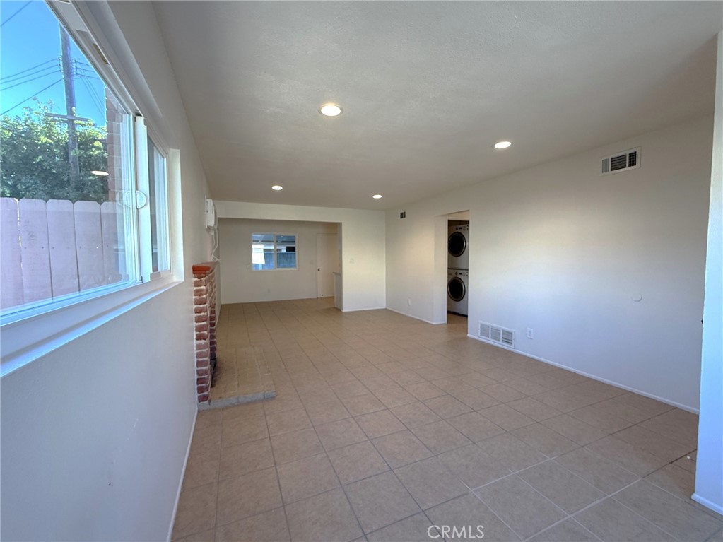 4226 La Rica Avenue