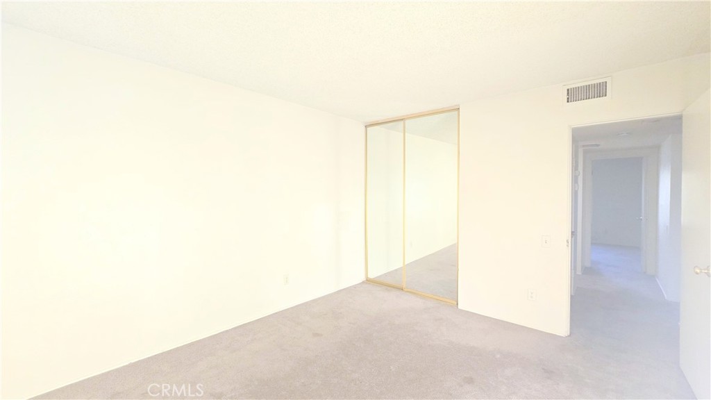 1016 E Deodar Street 4