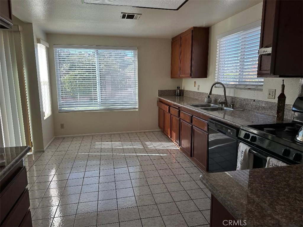 2417 Hillman Lane