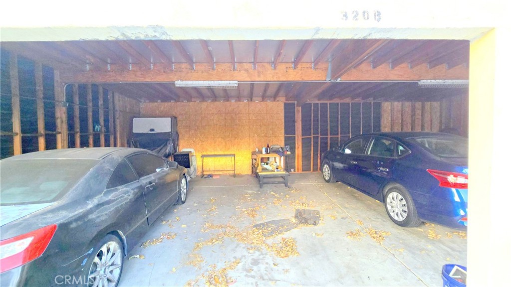 320 N Beverly Court B