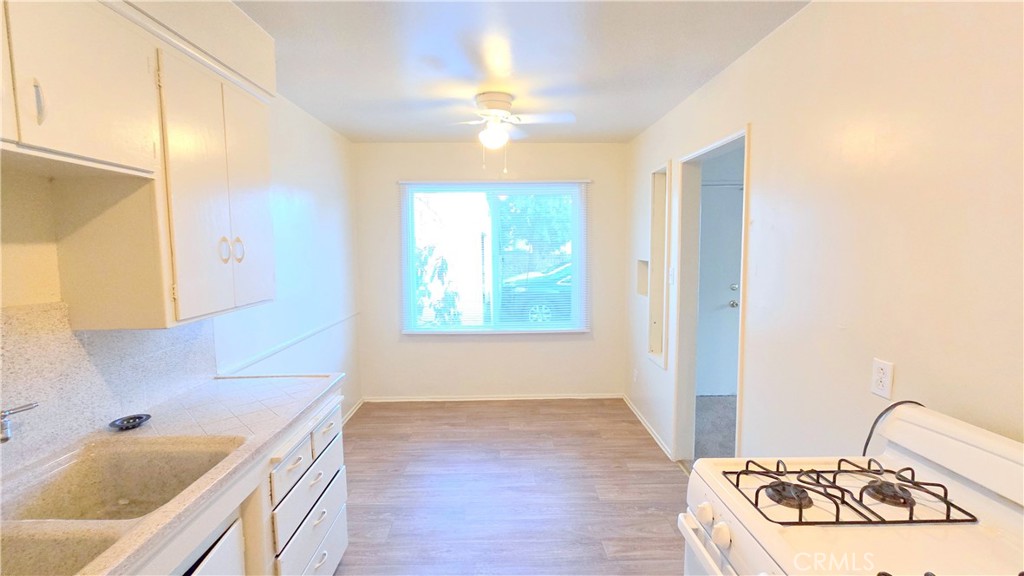 320 N Beverly Court B