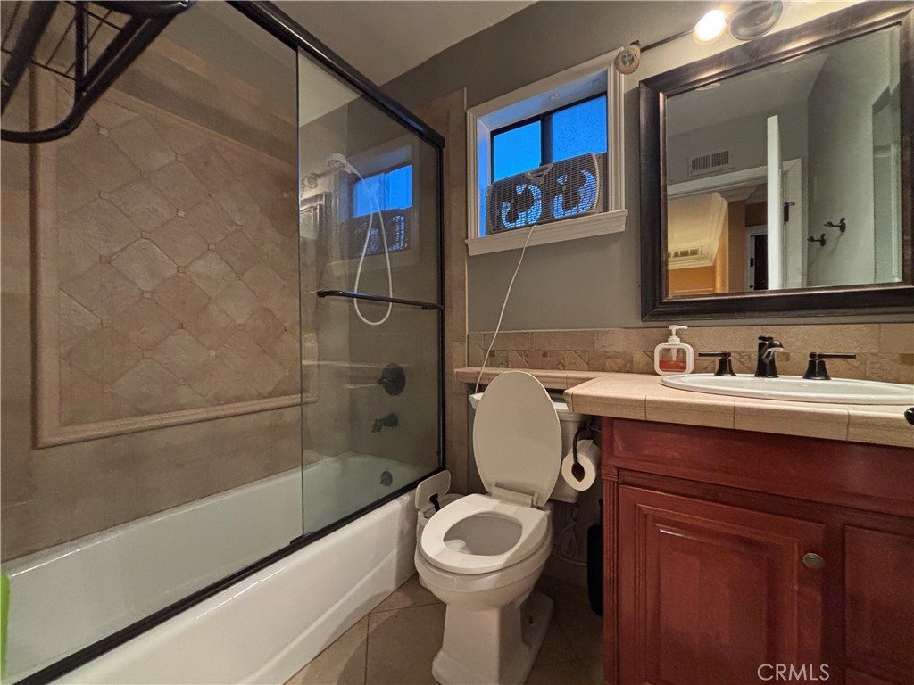 668 Rainbow Place