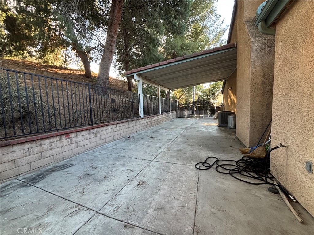 668 Rainbow Place