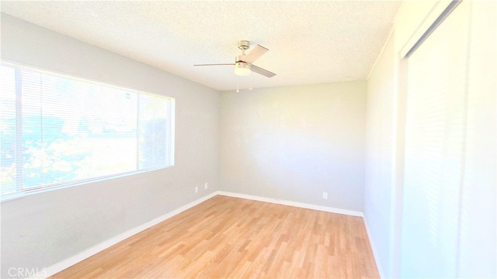 1366 W Arrow A