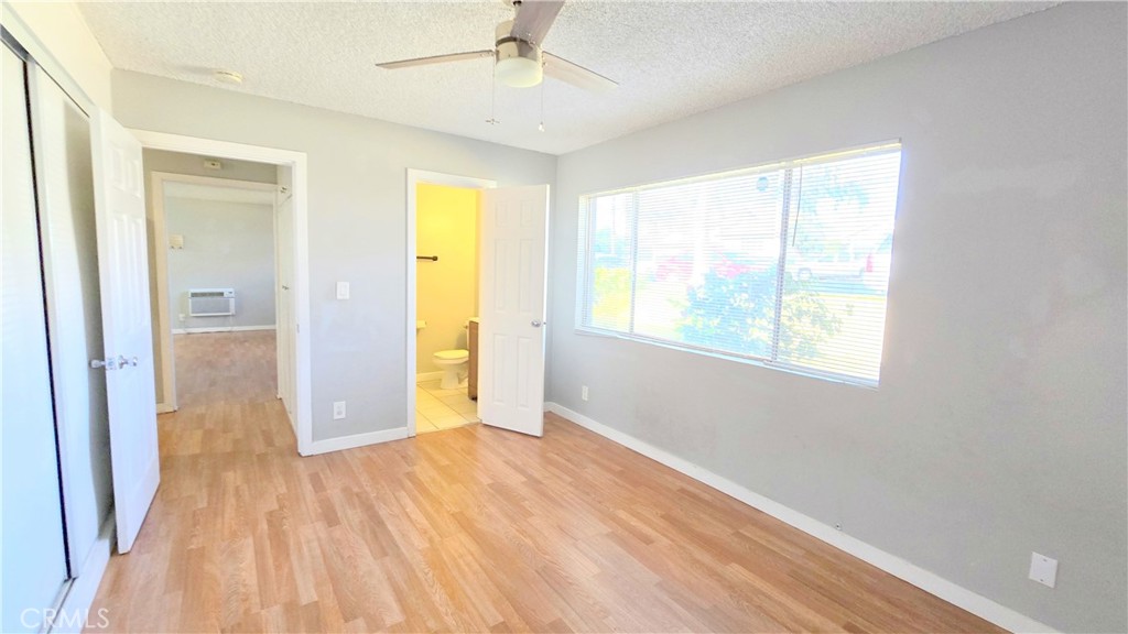 1366 W Arrow A