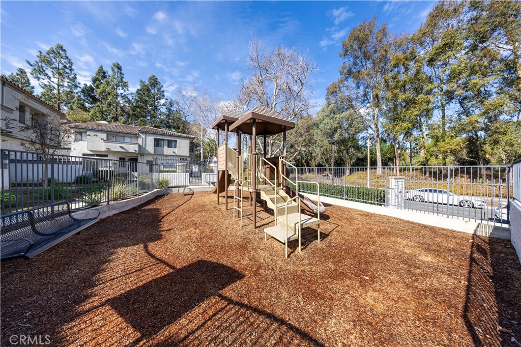 29 Blackbird Lane
