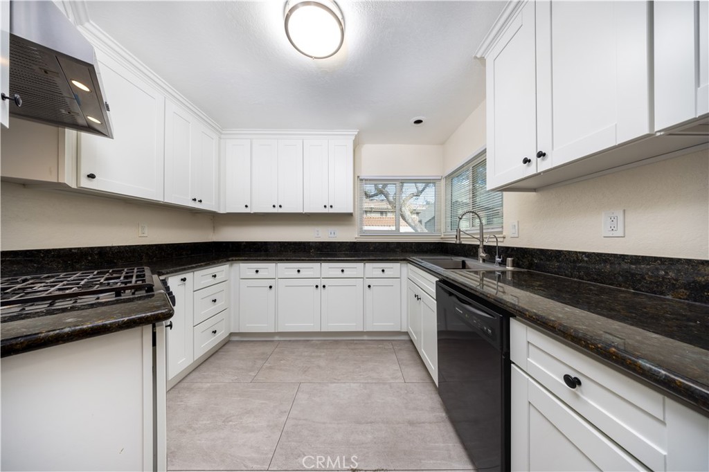 29 Blackbird Lane