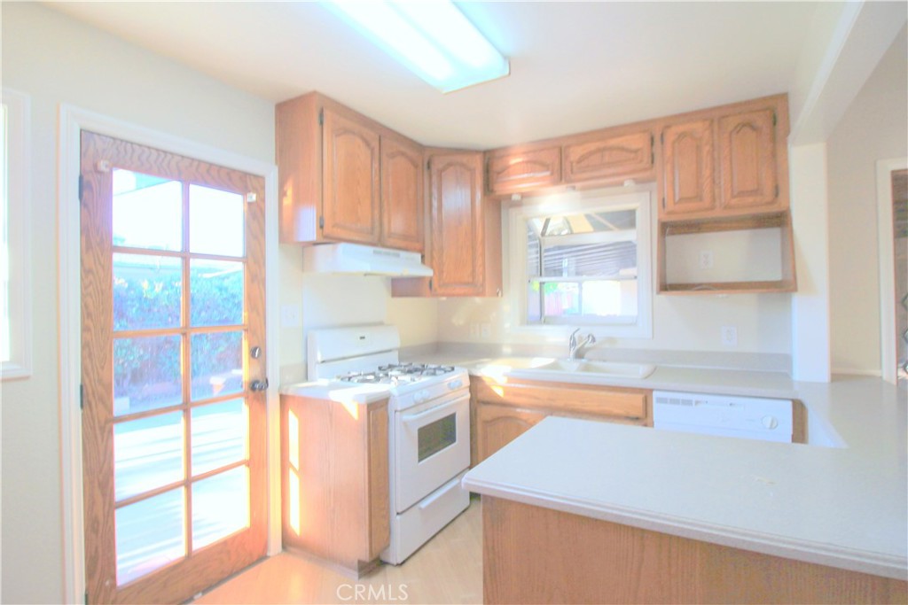 1949 S San Antonio Avenue