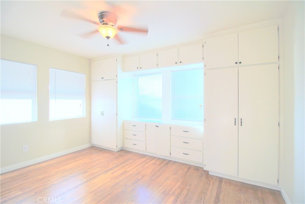 1949 S San Antonio Avenue