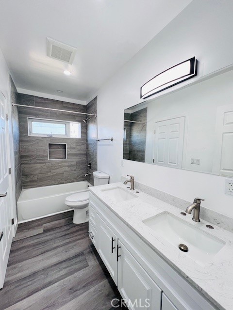 1260 1/2 Leighton Avenue 1/2