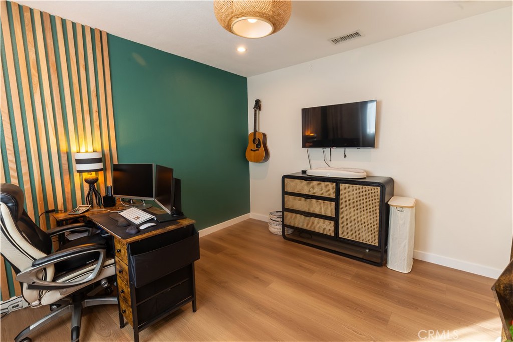 2015 S Eileen Drive