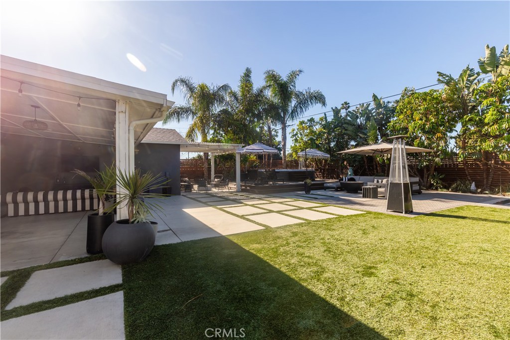 2015 S Eileen Drive