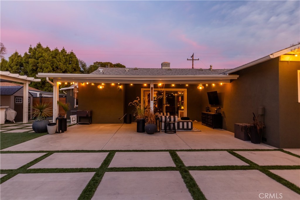 2015 S Eileen Drive