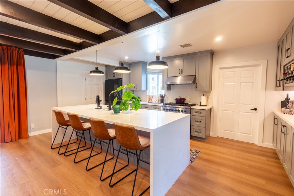 2015 S Eileen Drive