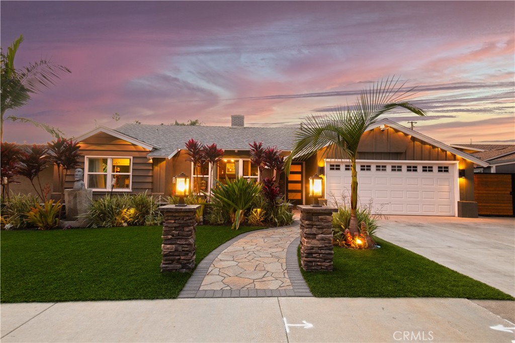 2015 S Eileen Drive