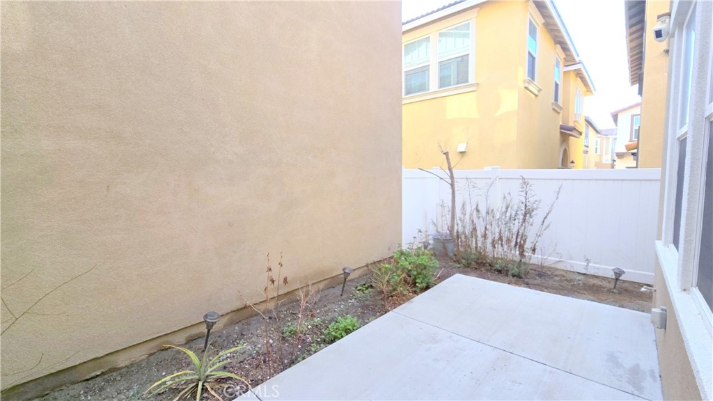 5930 Sendero Avenue