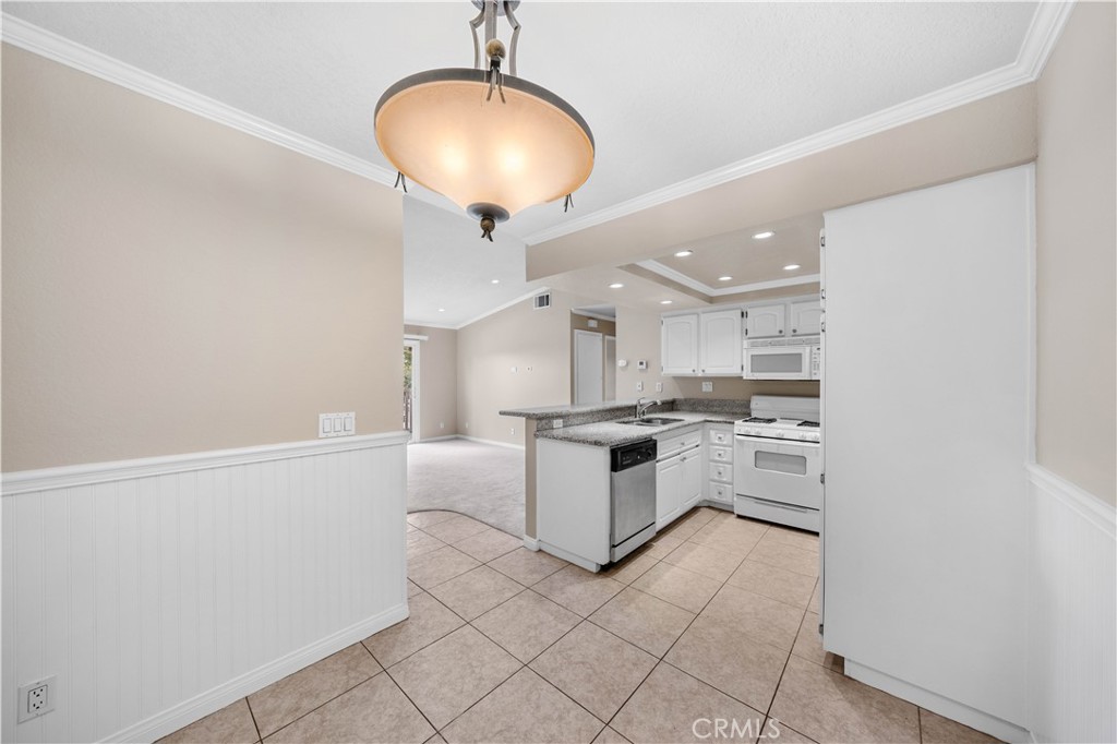 1309 W Mission Boulevard U3