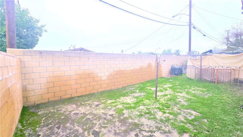 425 N Grove Avenue