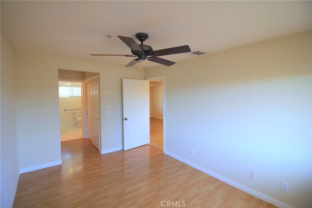 6121 Riverside Drive