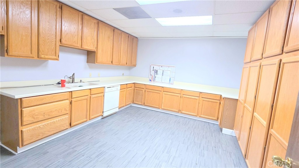 223 S Glendora Avenue 201A+B