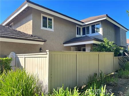 2 Willowgrove