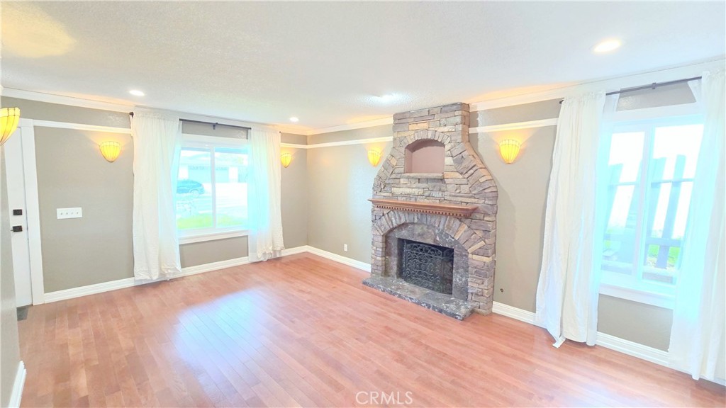 1368 N Balboa Avenue