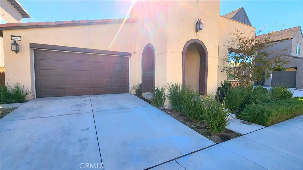2664 E Scarlett Lane