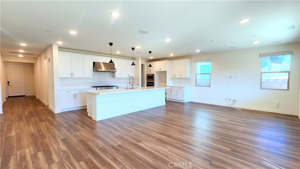 2664 E Scarlett Lane