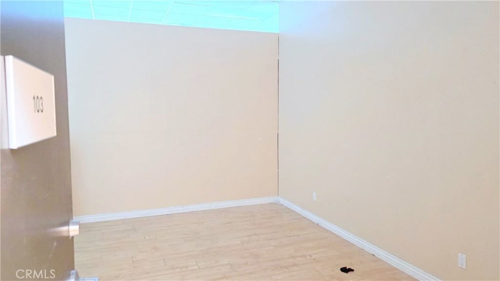 9496 Magnolia Avenue 103