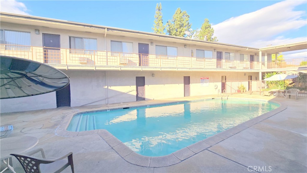 1026 W Granada Court 4