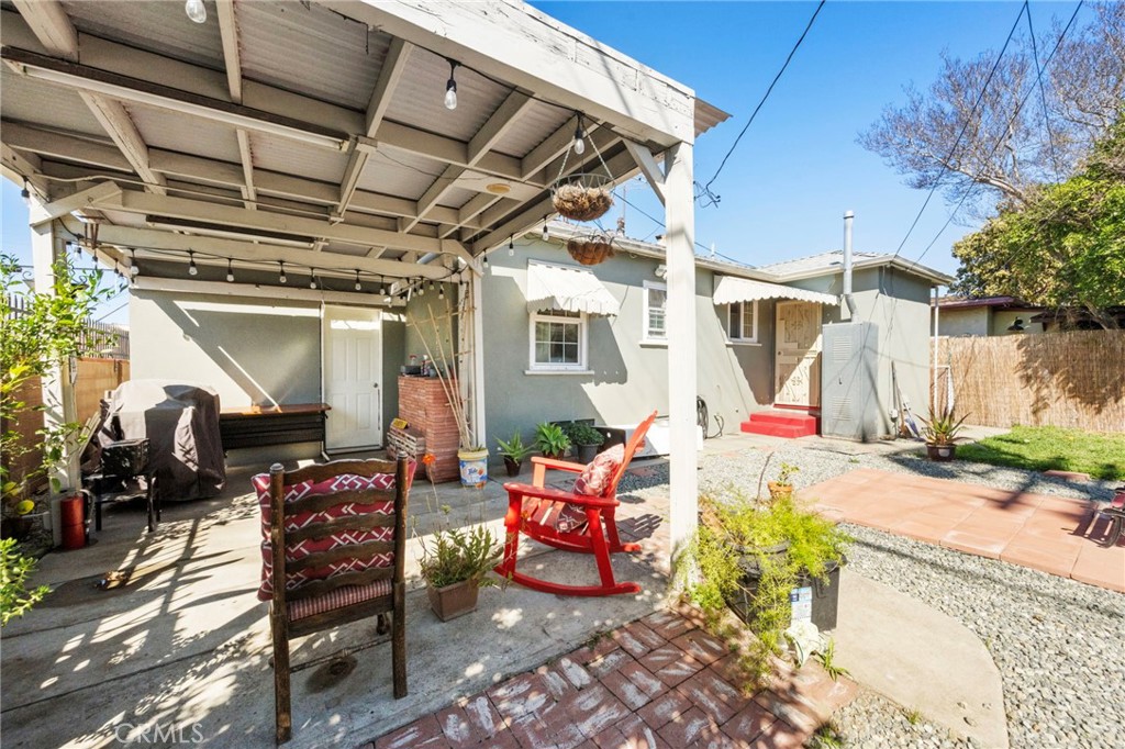 5824 Heliotrope Avenue