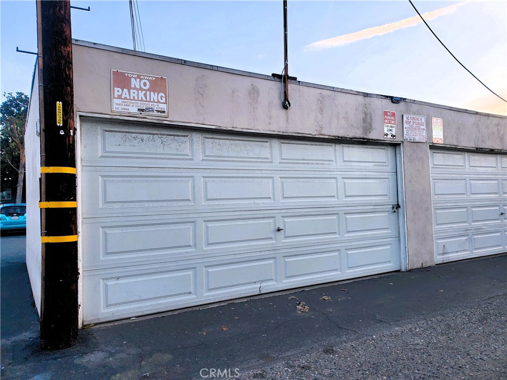 2313 E Santa Fe