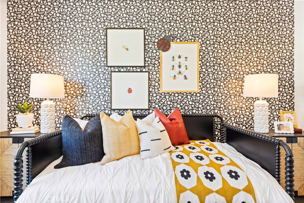 22013 Florence Circle