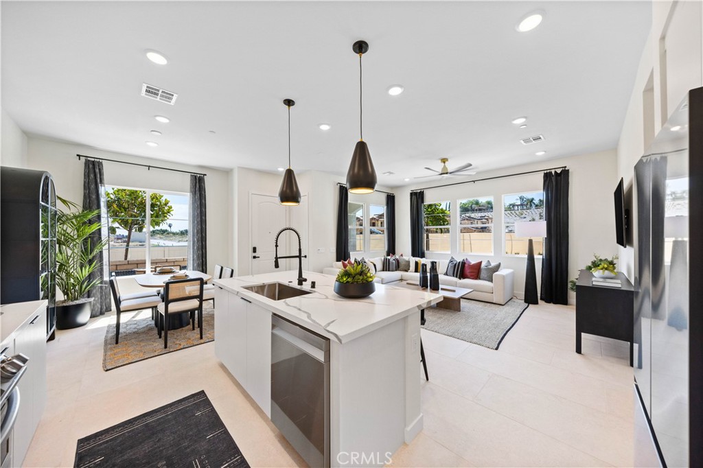 22013 Florence Circle