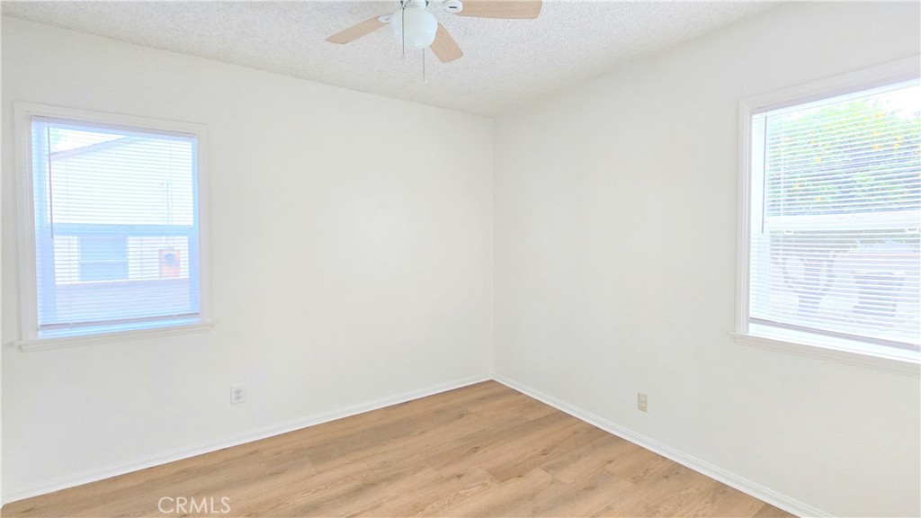 873 N 9th Avenue