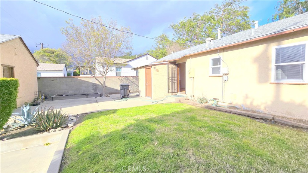 873 N 9th Avenue