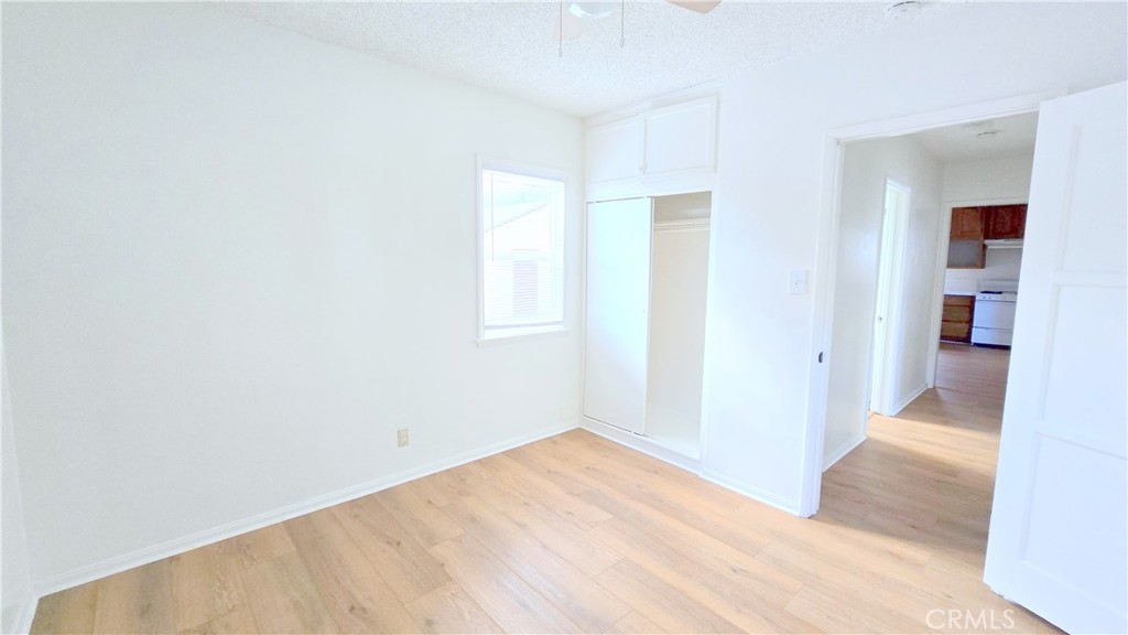 873 N 9th Avenue