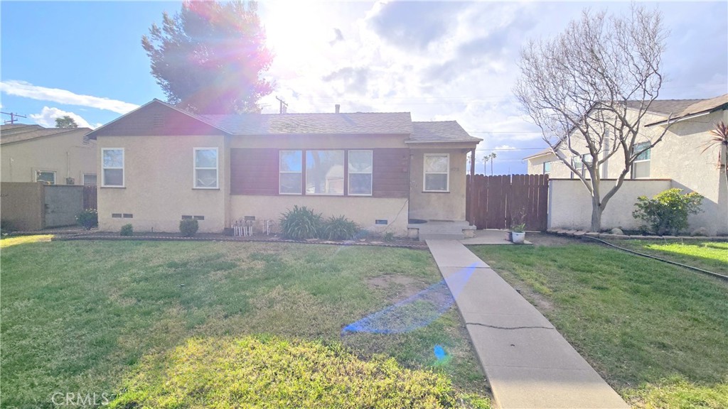 873 N 9th Avenue