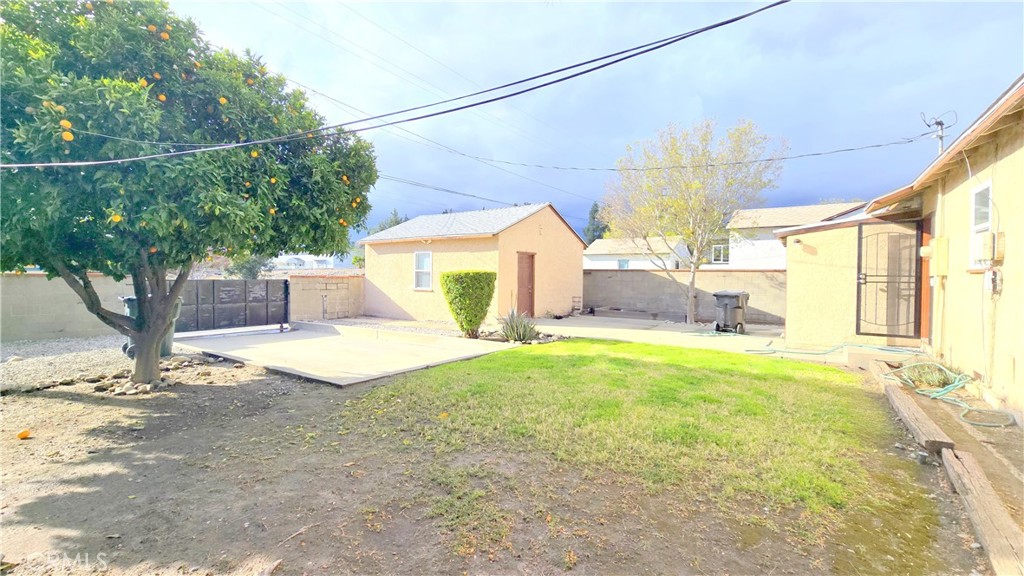 873 N 9th Avenue