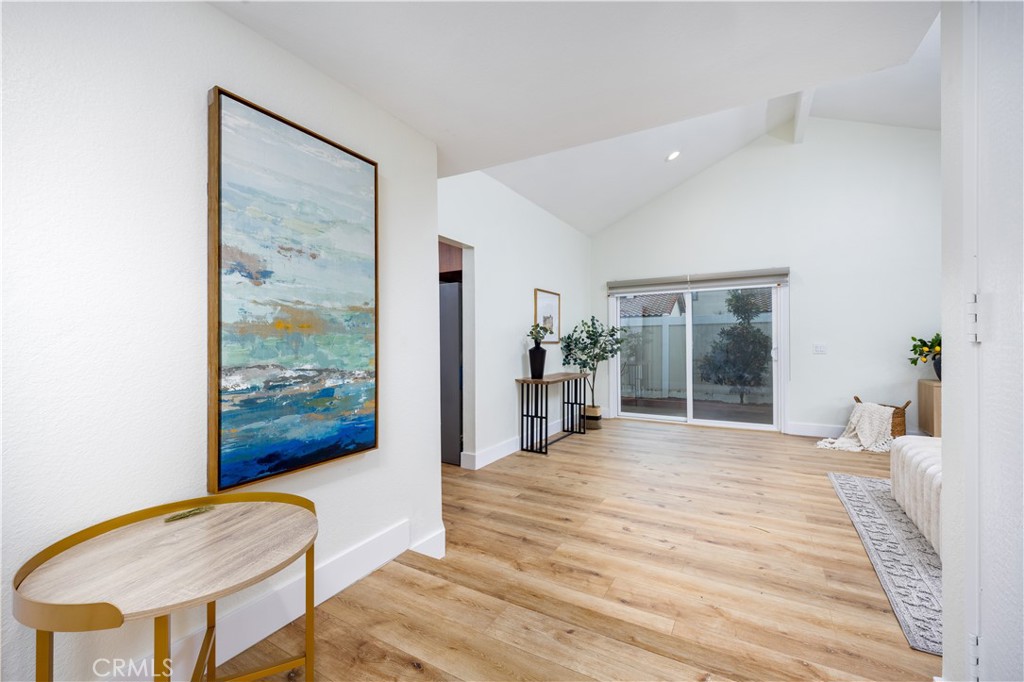 23025 Paseo De Terrado 1