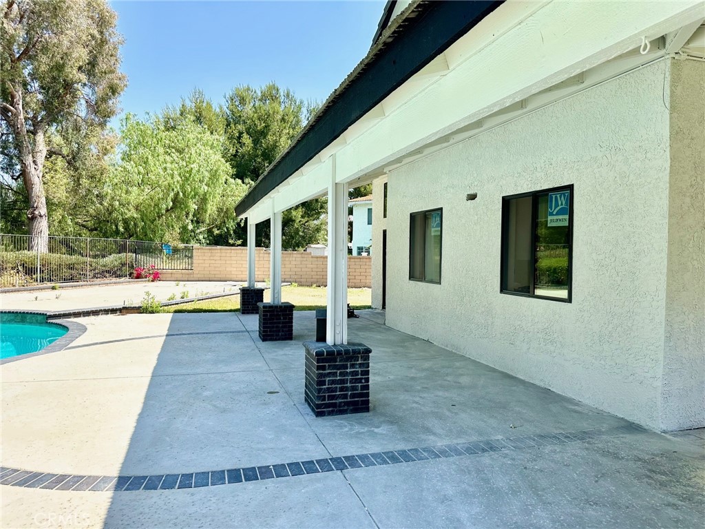 2211 Park Vista Lane