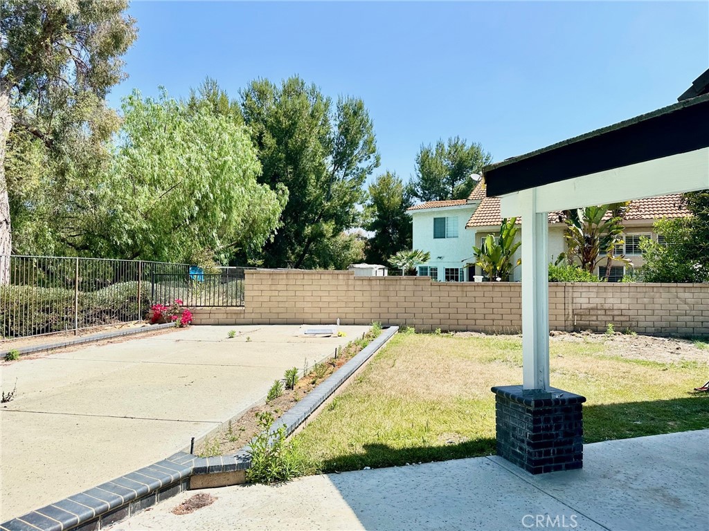 2211 Park Vista Lane