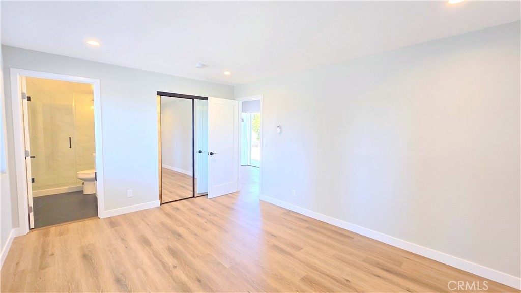 664 W Granada Court B