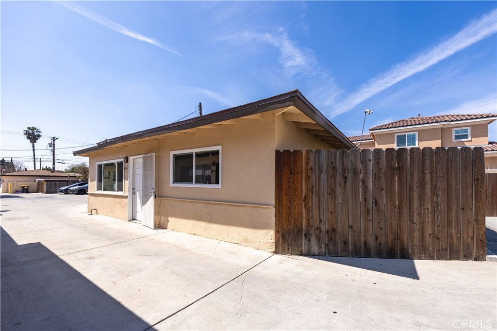 12223 Magnolia Street 3/4
