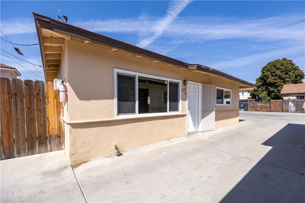 12223 Magnolia Street 3/4