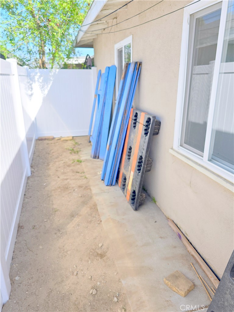 124 N 12th Avenue A